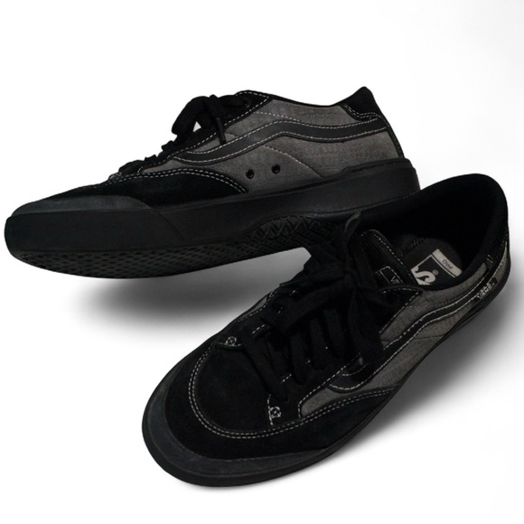 Men's Vans Skateboarding Pro Sneakers - Picture 8 of 9